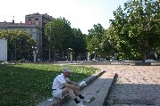 Paul in shade of monument in the Piazza Sempione