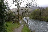 River in Beddgelert, more